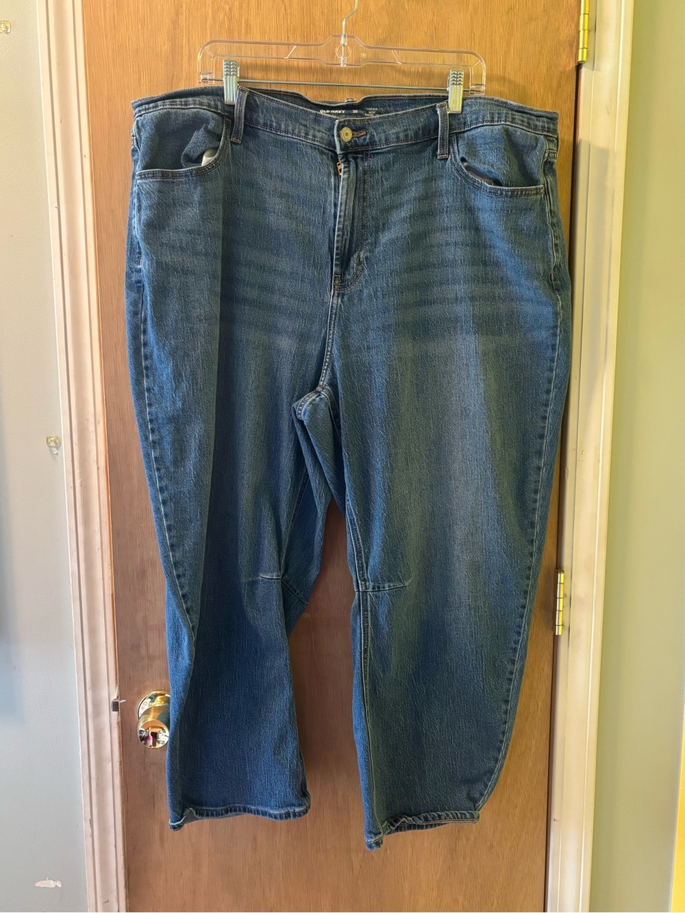 Old Navy High-Rise Wow Barrel Leg Jeans